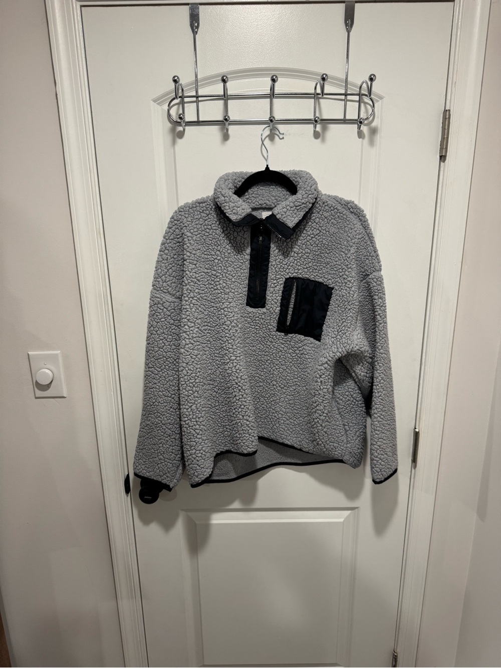Lou & Grey Gray Sherpa Zip-Up Pullover with Black Trim